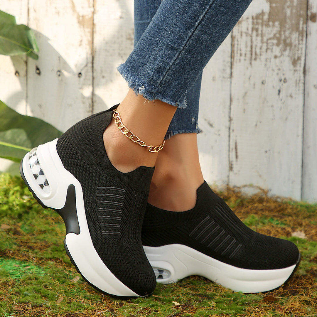 Damen Sneakers mit atmungsaktivem Strickoberteil und komfortabler Dämpfung EB