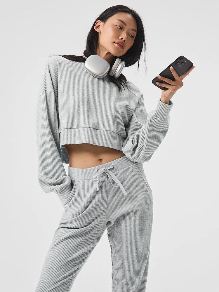 Damen entspanntes Crop-Sweatshirt und bequeme Jogginghose Set EB