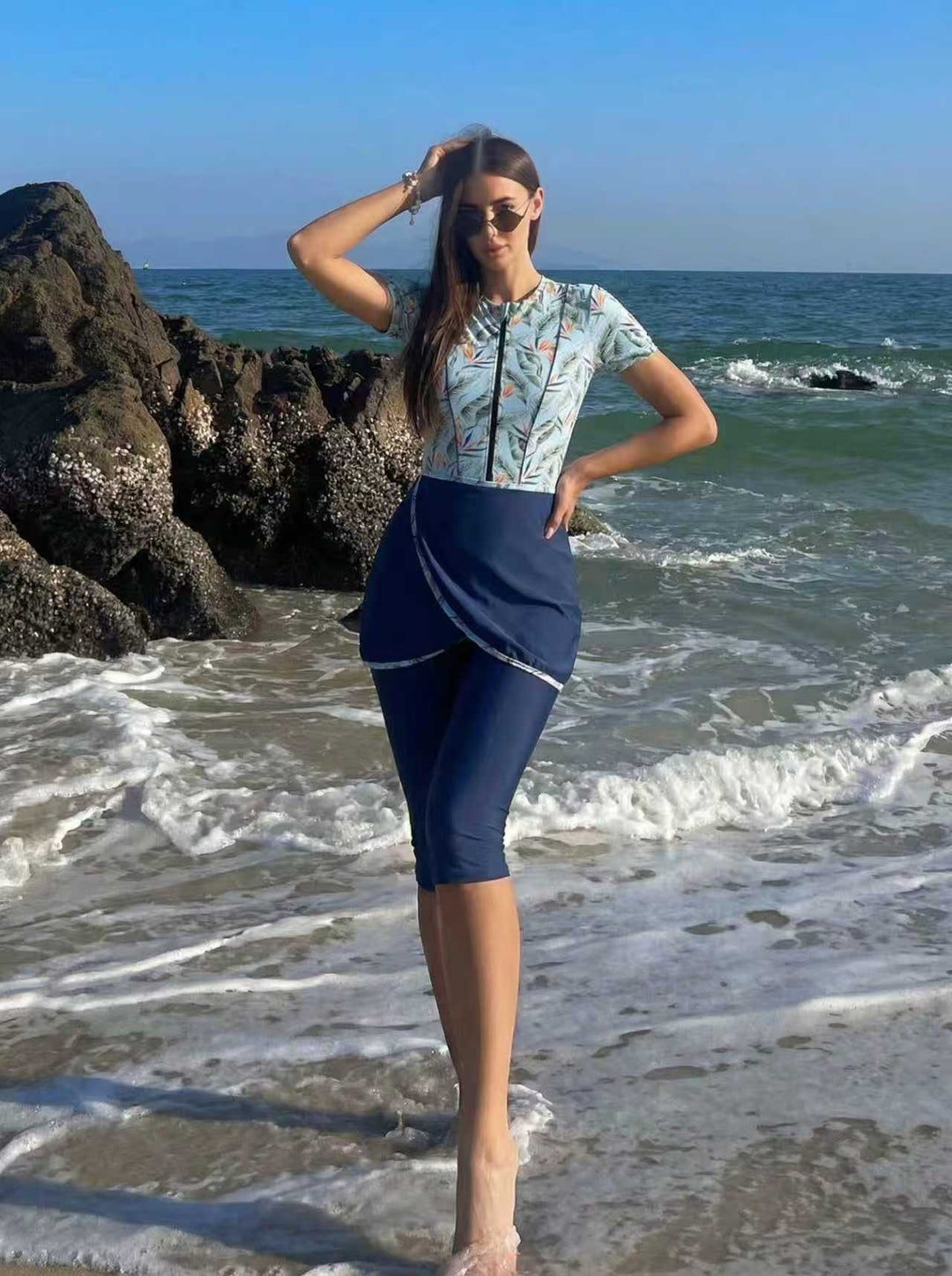 Damen Modischer UV-Schutz-Schwimmanzug mit asymmetrischem Schnitt EB