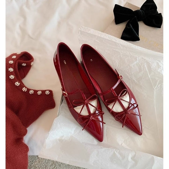 Damen Ballerina mit elegantem Schleifendetail und hochwertiger Lackoberfläche EB