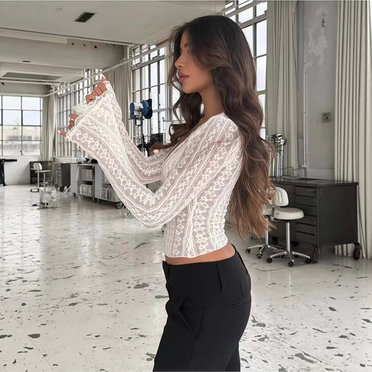 Damen Spitzenbluse mit transparentem Design und langen Ärmeln EB