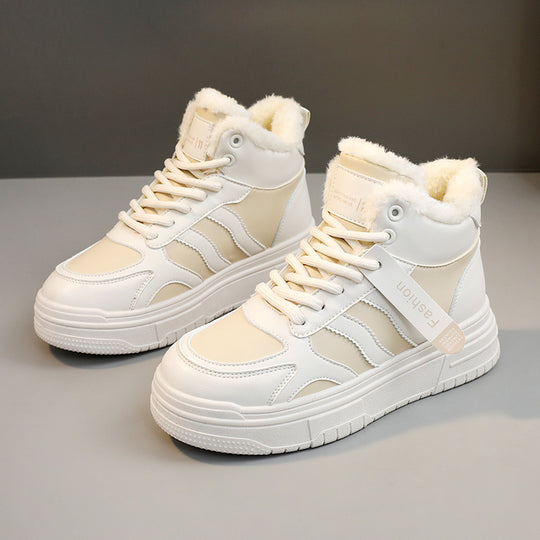Damen Hochflorige Sneaker aus robustem Kunstleder mit weichem Innenfutter EB