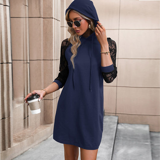 Damen Kapuzenkleid mit eleganten Spitzenärmeln EB