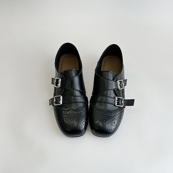 Damen modische Mokassins mit doppeltem Schnallenverschluss und stilvollem perforiertem Design EB