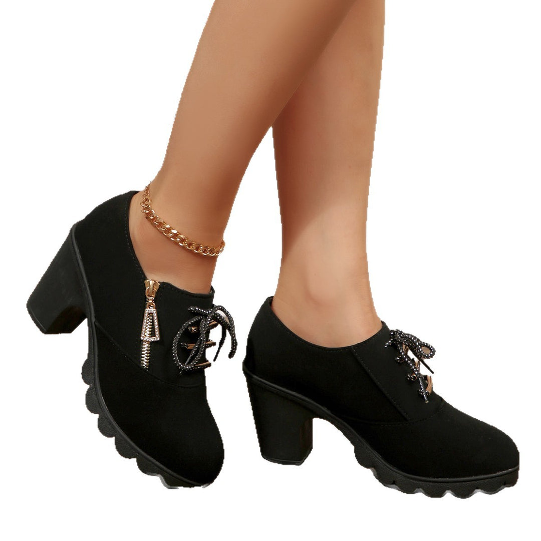 Damen Modische Stiefeletten mit dekorativer Schnürung und Reißverschluss EB