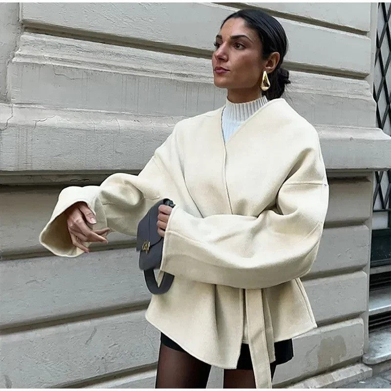 Damen modischer Oversized-Mantel mit innovativem Wickeldesign EB