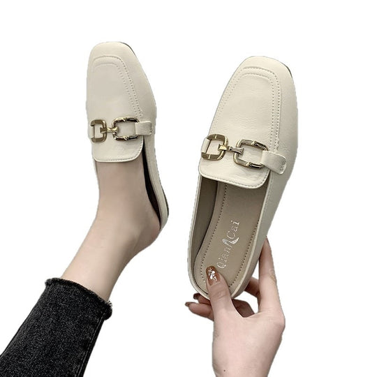 Damen Elegante Mokassins mit modischem Ketten-Detail EB