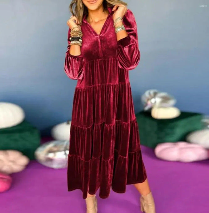Damen elegantes Maxikleid aus samtigem Material mit großzügigen Rüschendetails EB