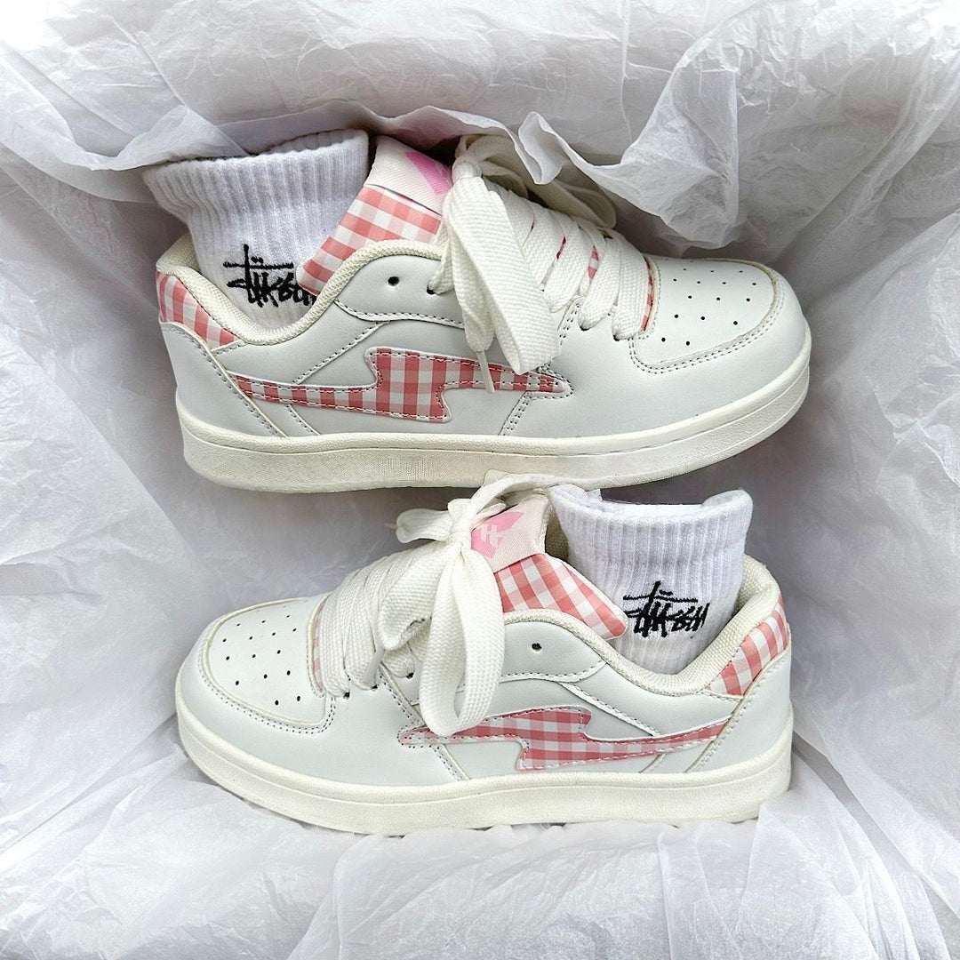 Damen Sneakers mit karierter Applikation und bequemer Dämpfung EB