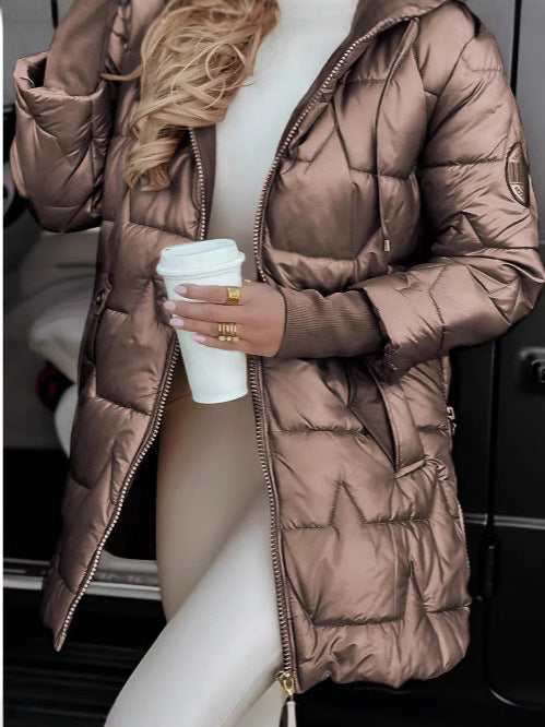 Damen modische und wärmende Steppjacke mit Kapuze EB
