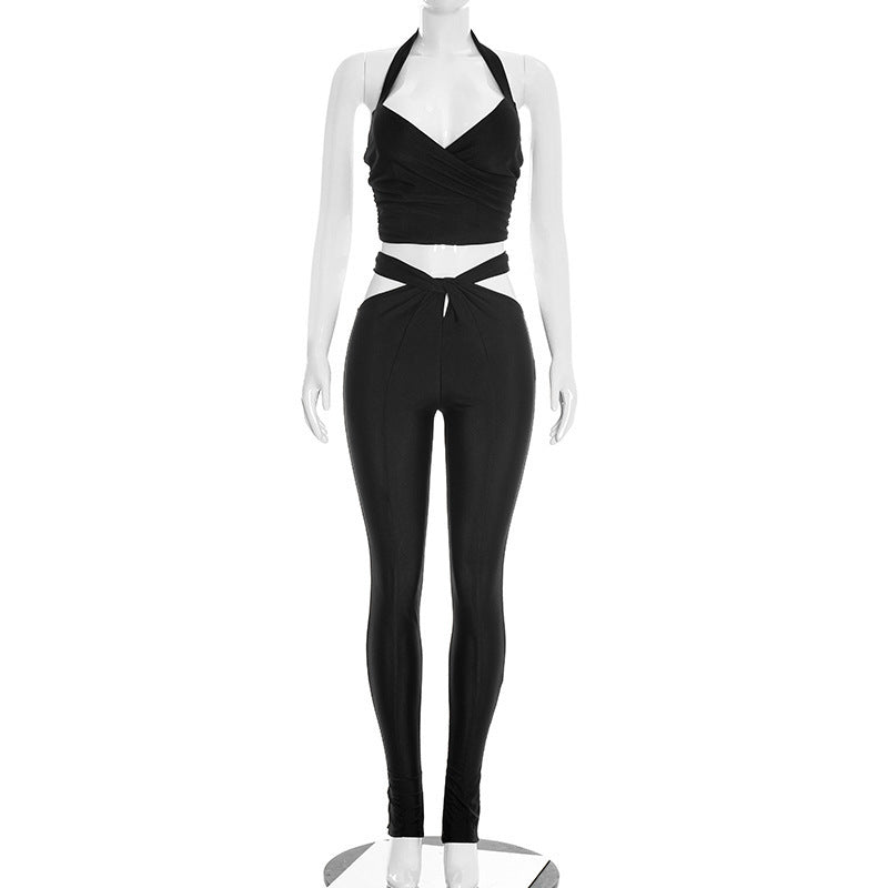 Damen Elegantes Outfit mit figurbetonter Hose und verführerischem Top EB