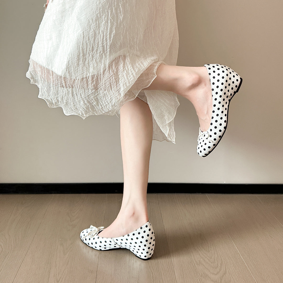 Damen Ballerinas mit verspieltem Punktedesign und elegantem Schleifchen EB