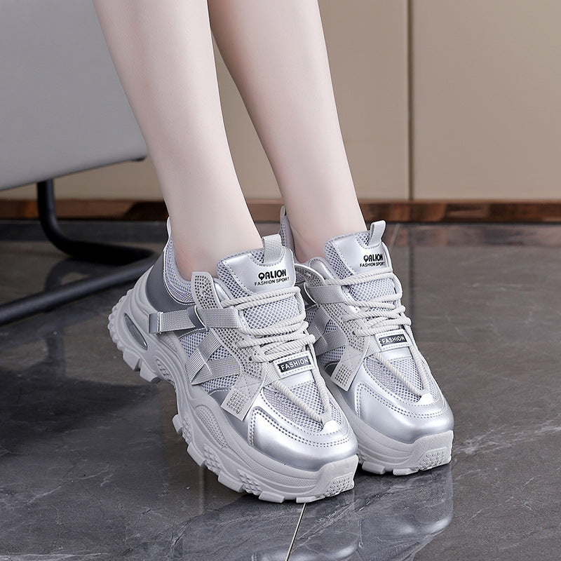 Damen Sportliche Sneakers mit atmungsaktivem Netzmaterial und stabiler Profilsohle EB