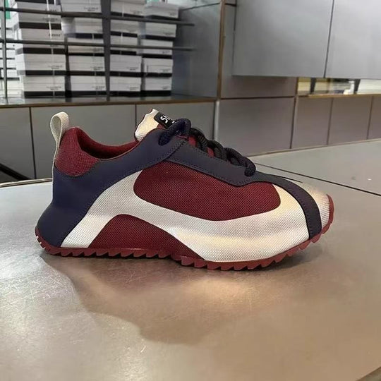 Damen Sportliche Sneaker mit modischer Oberflächengestaltung und griffiger Sohle EB