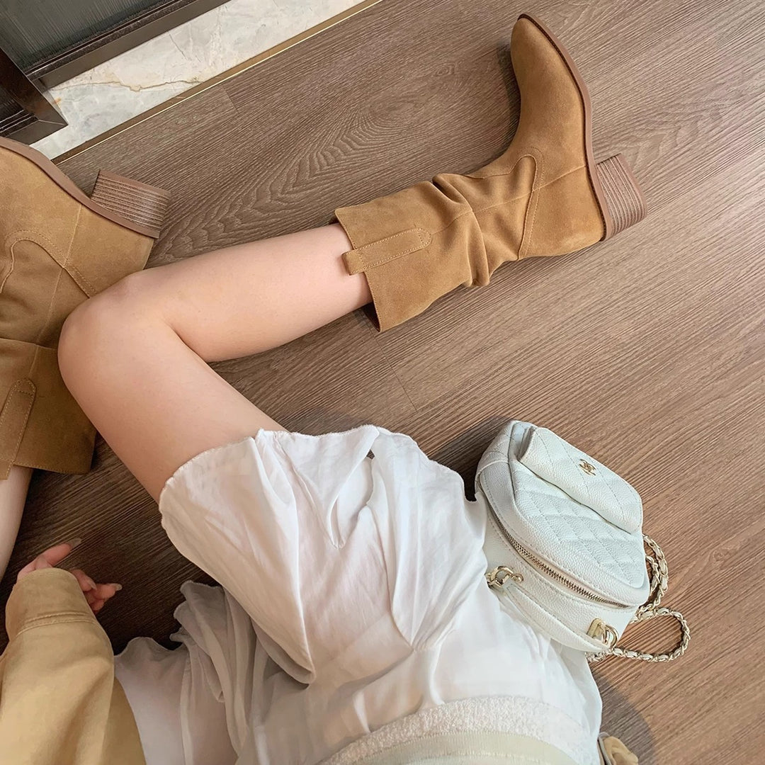 Damen Stiefeletten im modischen Western-Stil mit elegantem Falten-Design EB