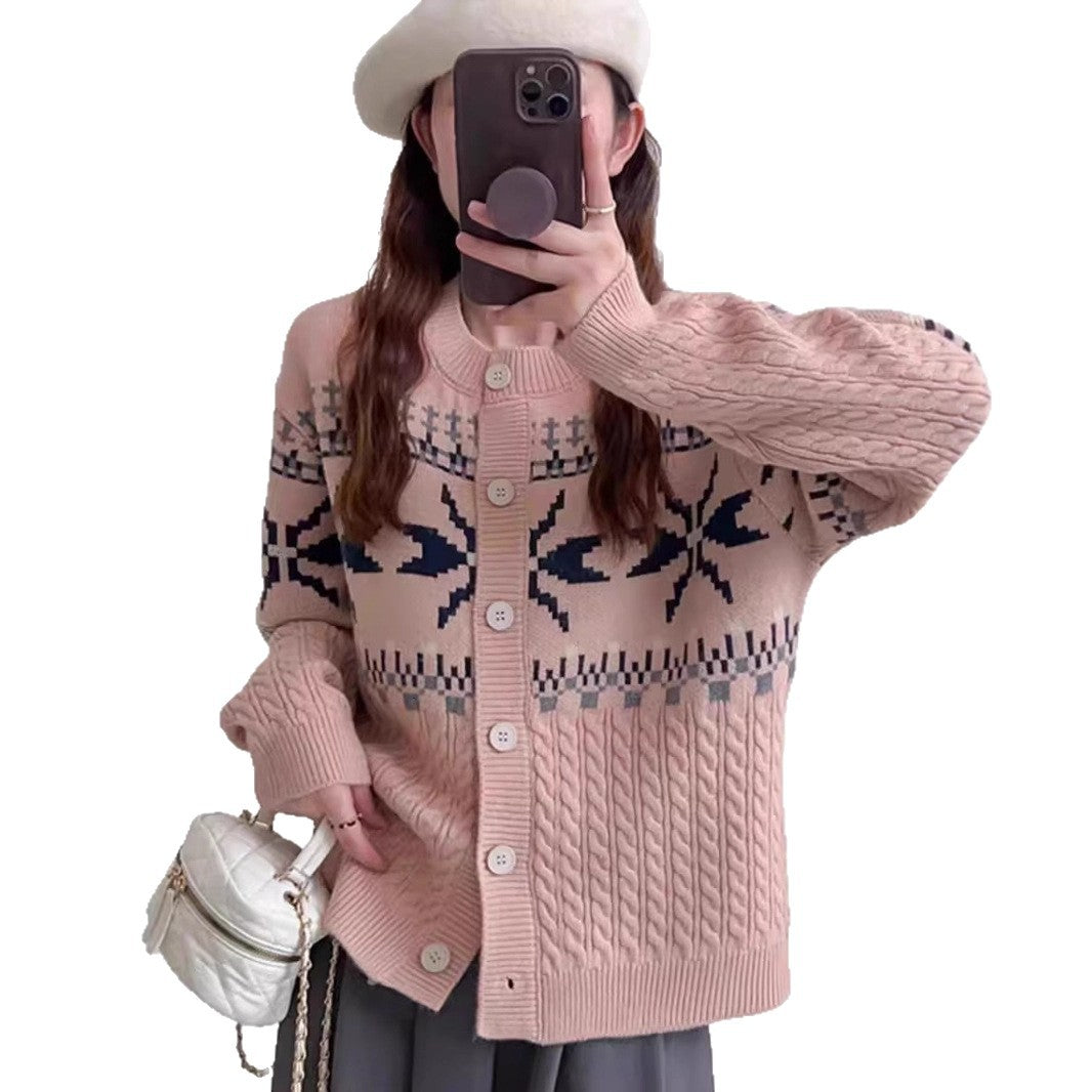 Damen Strickjacke mit traditionellen Mustern und großen Knöpfen EB