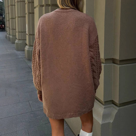 Damen Strickkleid mit Kabelmuster und lockerer Passform EB