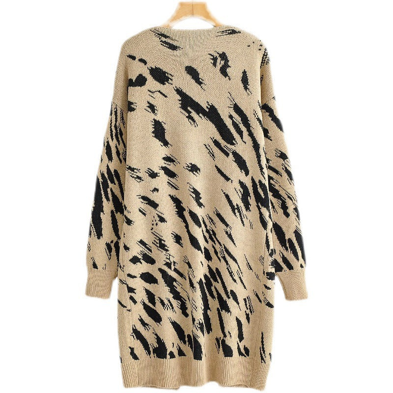 Damen Grobstrick-Cardigan mit modischem Leopardenmuster und praktischen Taschen EB