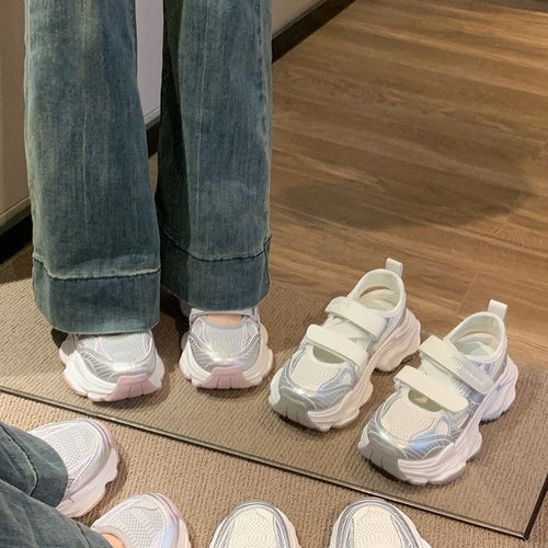 Damen Sportliche Lauf-Sneaker mit praktischen Klettverschlüssen und atmungsaktiver Mesh-Oberfläche EB
