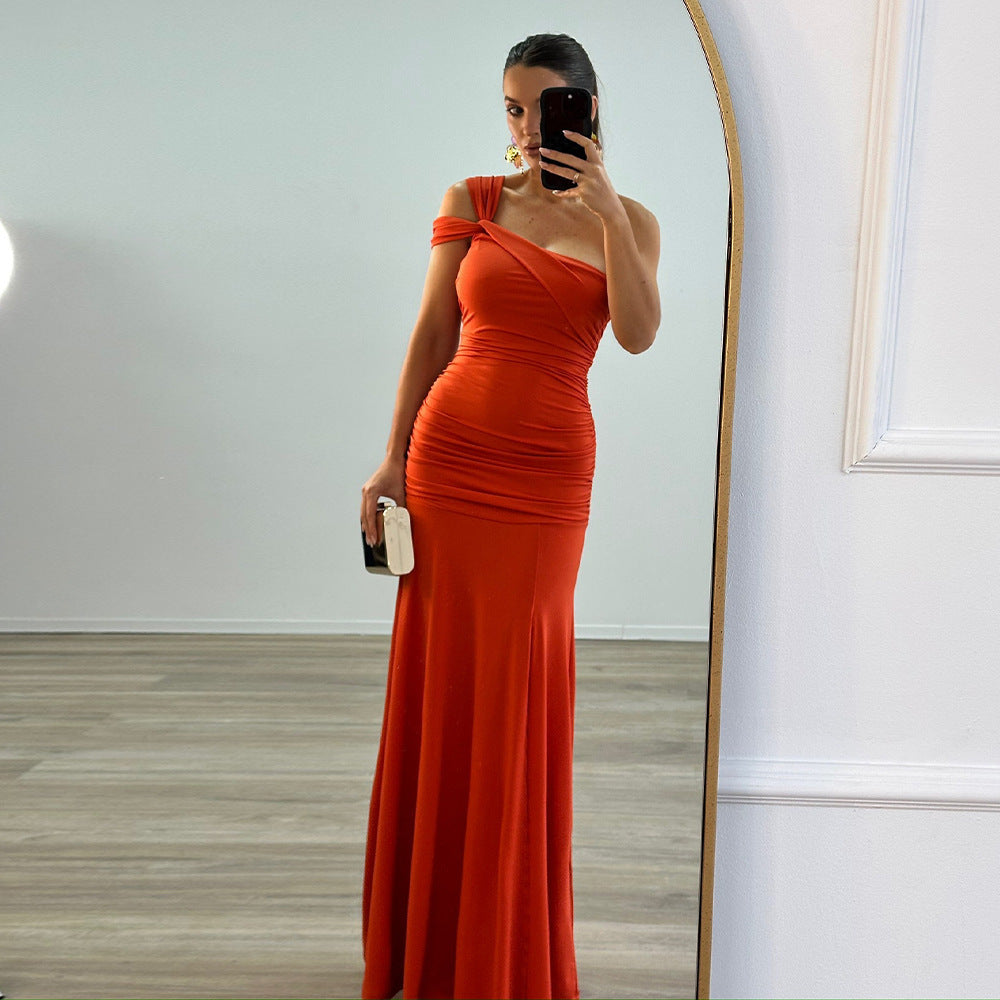 Damen elegantes, tailliertes Abendkleid mit asymmetrischem Träger EB