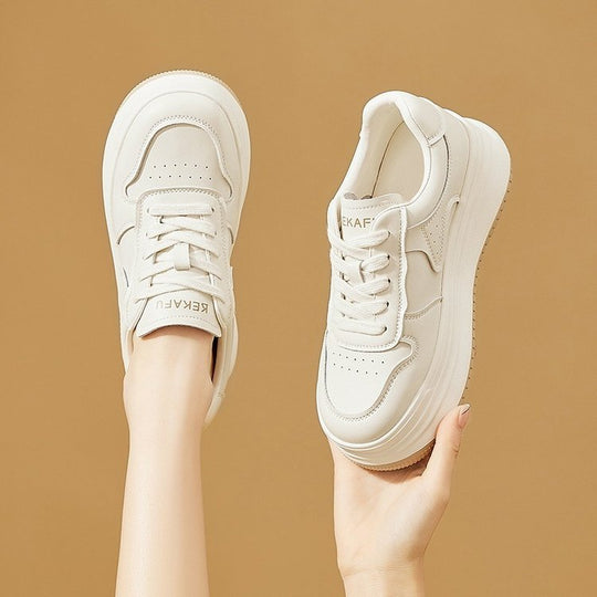 Damen Stylische Plateau-Sneaker mit gepolsterter Sohle und sportlichem Design EB
