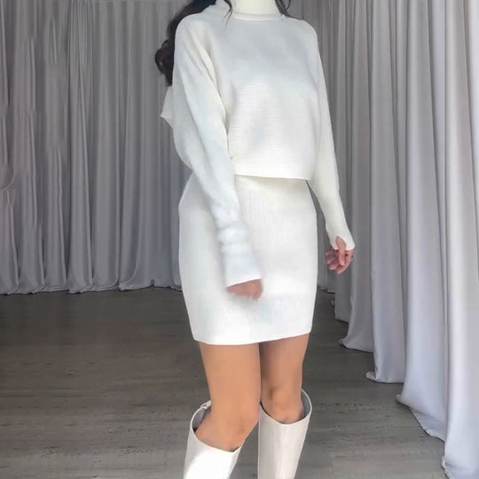 Damen Strickkleid mit lässigem Rollkragen und angeschnittenen Ärmeln EB