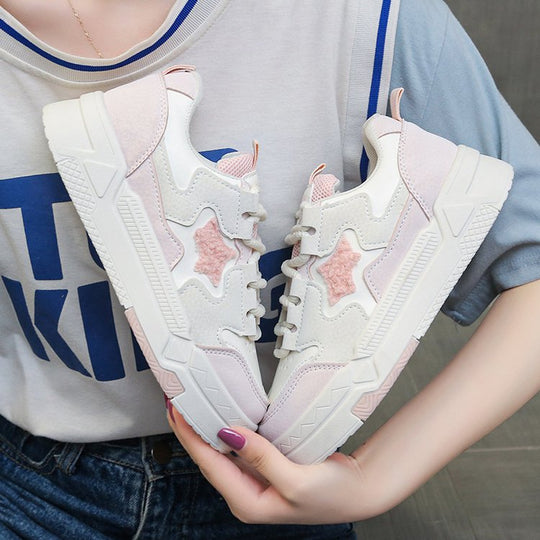 Damen Sneakers mit glitzerndem Sternenapplikation und komfortabler Dämpfung EB