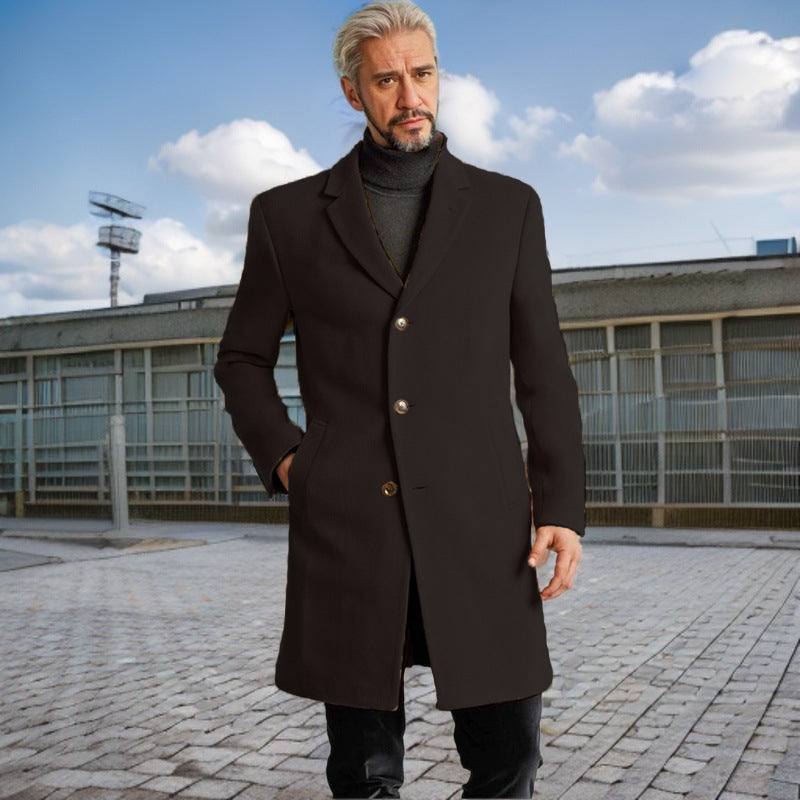 Herren Eleganter Langmantel mit modischen Knöpfen und hochwertigem Stoff EB