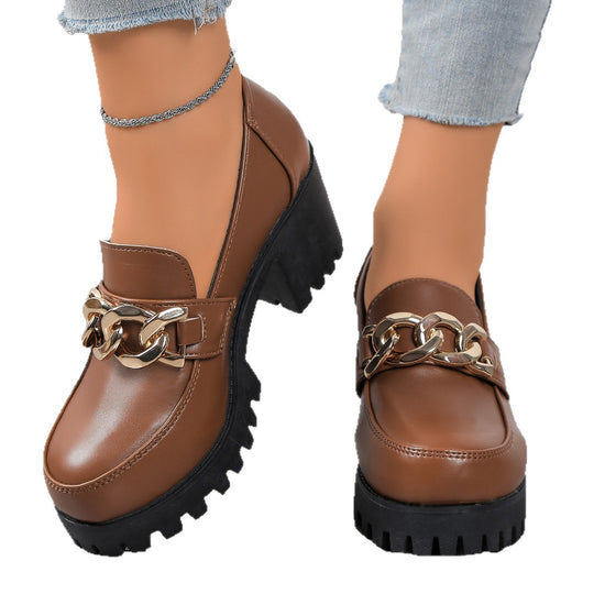 Damen modische Mokassins mit trendigem Absatz und Kettendetail EB