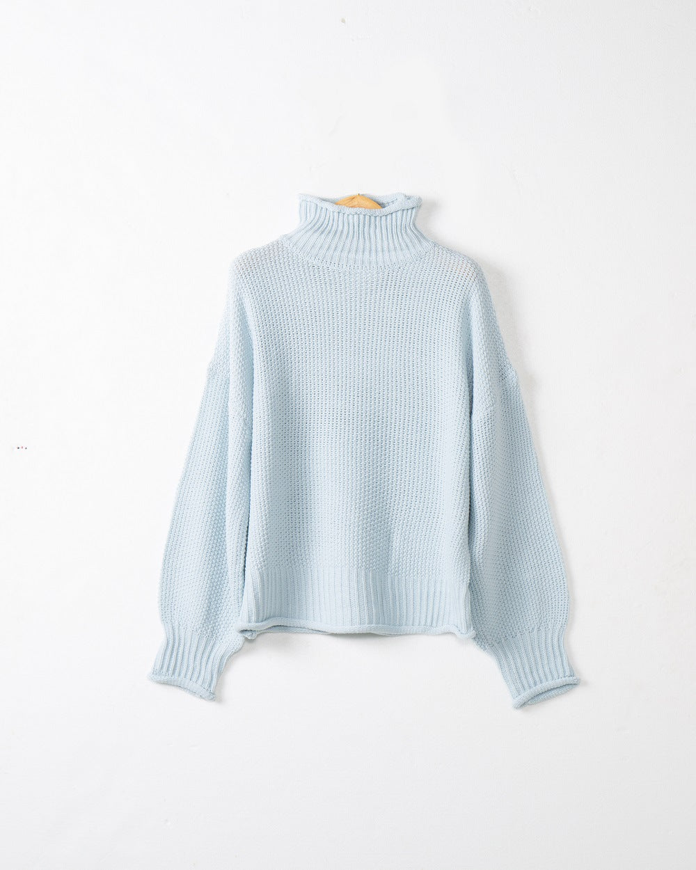 Damen modischer Pullover mit hohem Kragen und strukturierter Textur EB