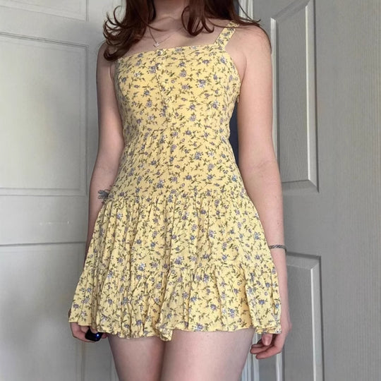 Damen Blumiges A-Linien Sommerkleid mit Rüschensaum und Spaghettiträgern EB