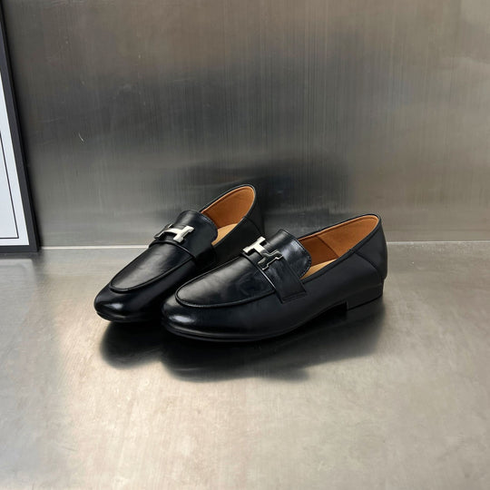Damen Elegante Mokassins aus hochwertigem Leder mit modischem Schnallenverschluss EB