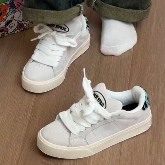 Damen Sneaker im sportlichen Retro-Design EB