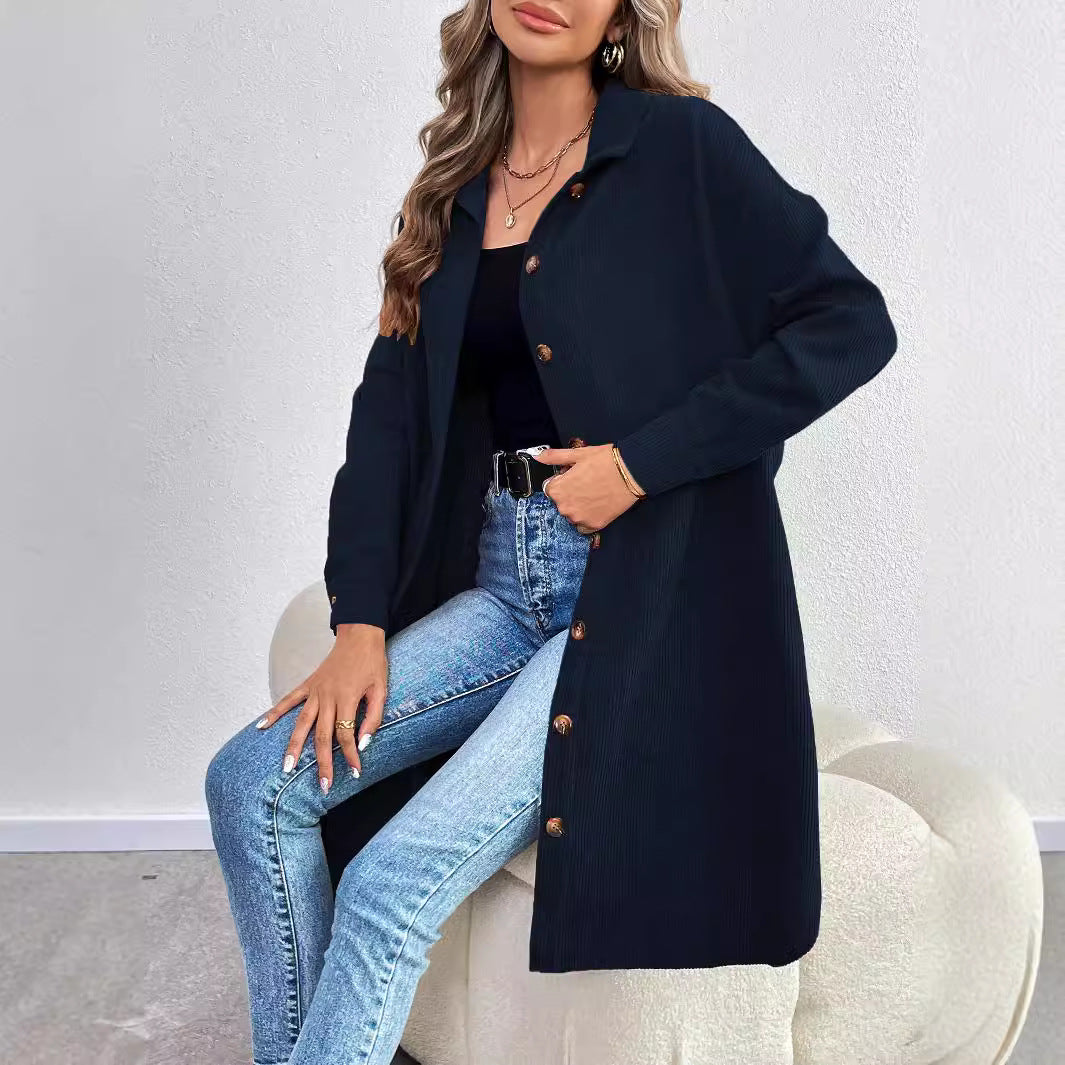 Damen lange Oversize-Cord-Hemdjacke mit durchgehender Knopfleiste und Hemdblusen-Kragen Eichborn Berlin