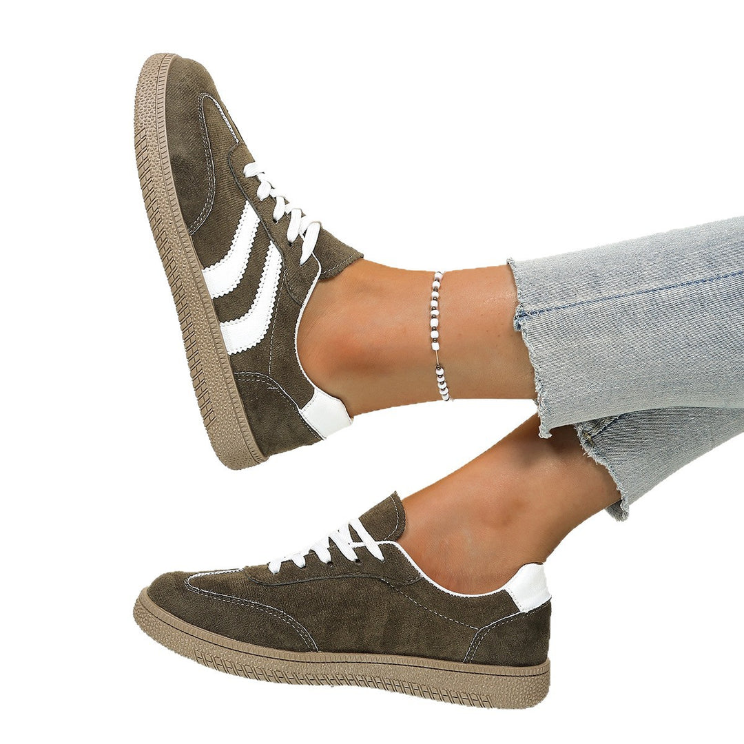 Damen Sneaker mit bequemer Polsterung und modischen Akzenten EB