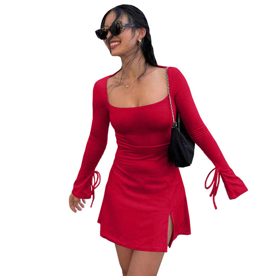 Damen figurbetontes Minikleid mit quadratischem Ausschnitt langen Ärmeln Bindbändern an den Ärmelabschlüssen und seitlichem Schlitz Eichborn Berlin