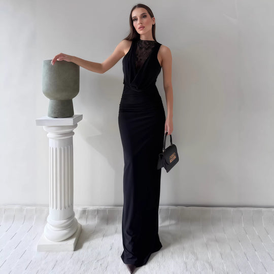 Damen Elegantes Maxikleid mit elegantem Neckholder-Design und raffinierter Spitzenlage EB