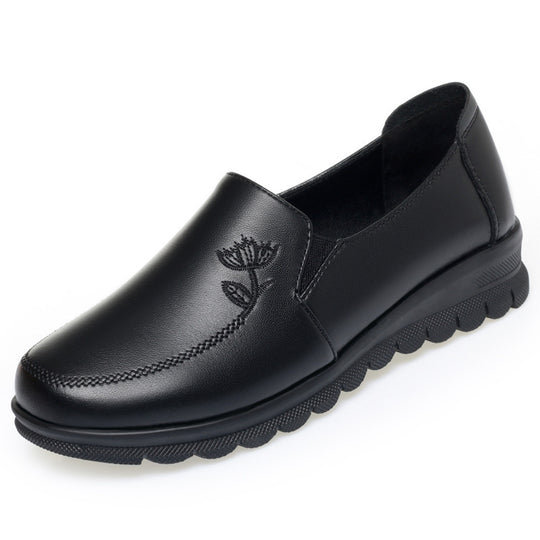 Damen Bequeme Slip-On Mokassins mit elegantem Blumenemblem EB