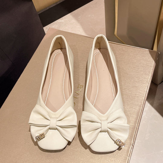 Damen elegante Ballerinas mit Schleifen-Detail und funkelndem Schmuck EB