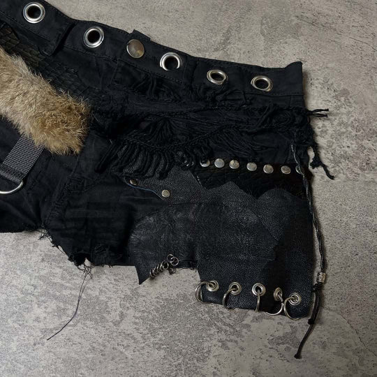 Damen Modische Shorts mit einzigartigen Details EB