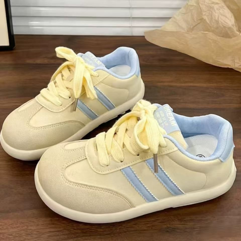 Damen Sportliche Freizeitschuhe mit bequemer Polsterung und modischen Akzenten EB