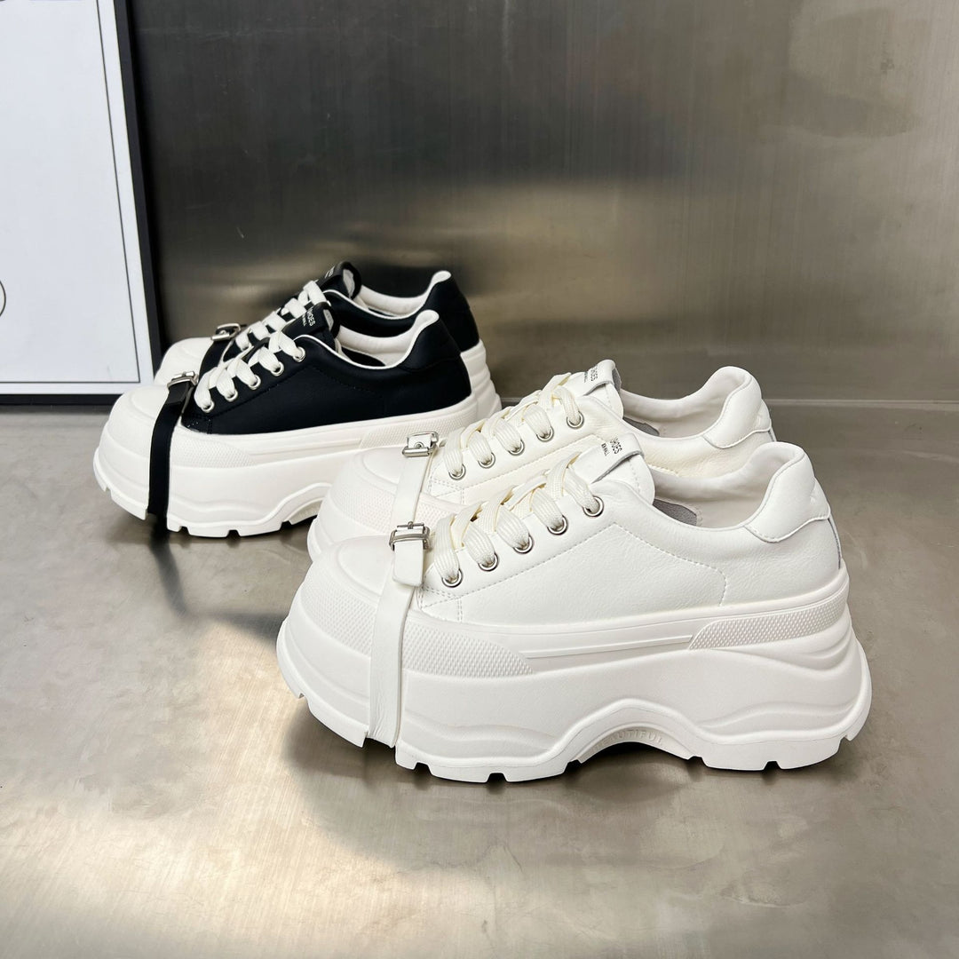 Damen Plateau-Sneaker im sportlichen Design mit verstellbarem Riemen EB