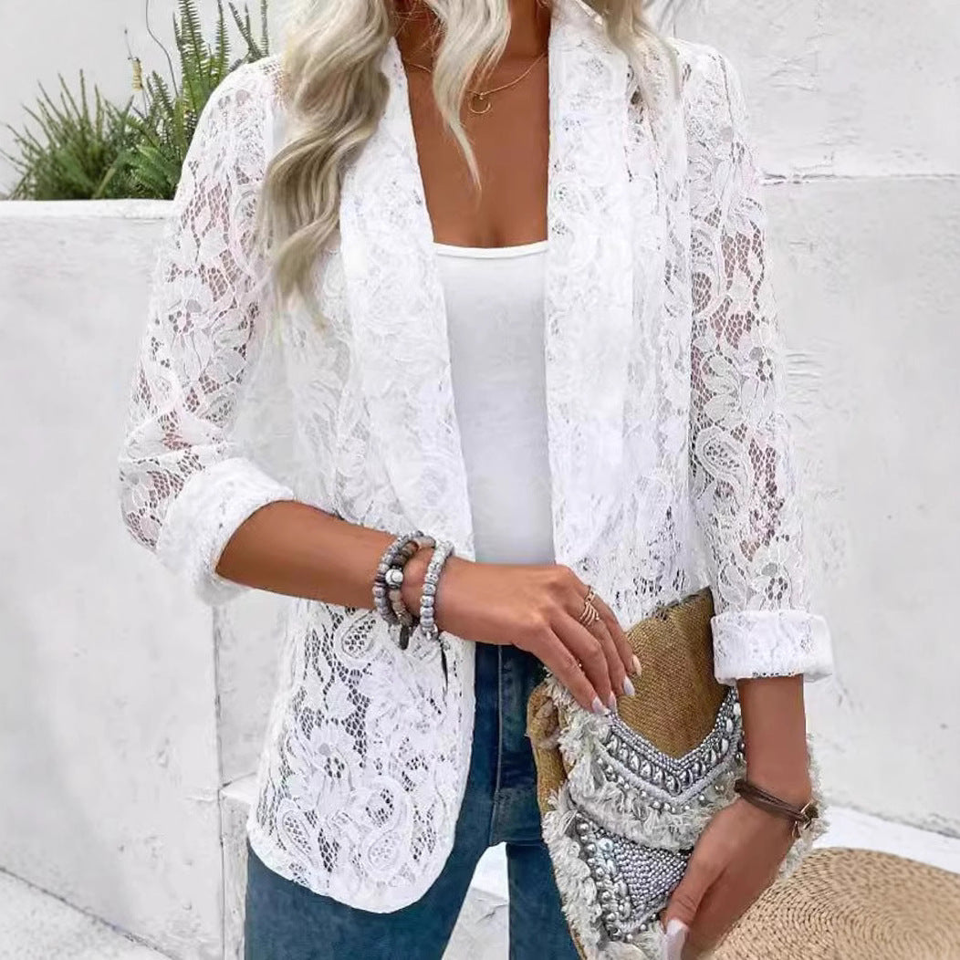 Damen Spitzenblazer mit feinen Details und lässigem Schnitt EB