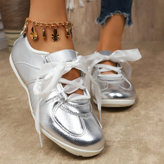 Damen modische Freizeitsneaker mit schimmerndem Obermaterial EB