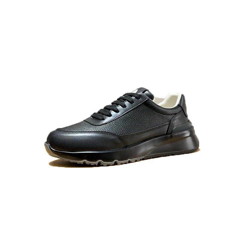 Damen sportive Sneakers mit bequemem Fußbett und atmungsaktiver Oberflächenstruktur EB