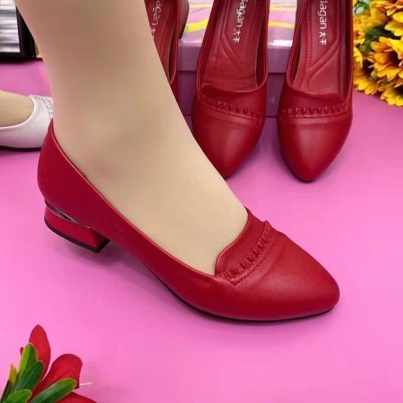 Damen elegante Ballerinas mit modischem Absatz und dezentem Design EB
