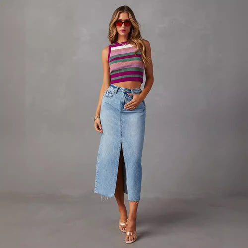 Damen Lässiger Denim Rock mit seitlichem Schlitz und fransigem Saum EB