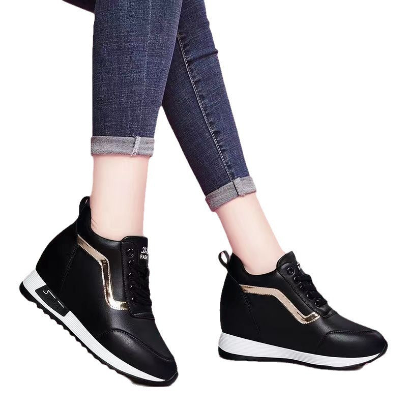 Damen Wedge-Sneaker mit modischen Akzenten und rutschfester Sohle EB