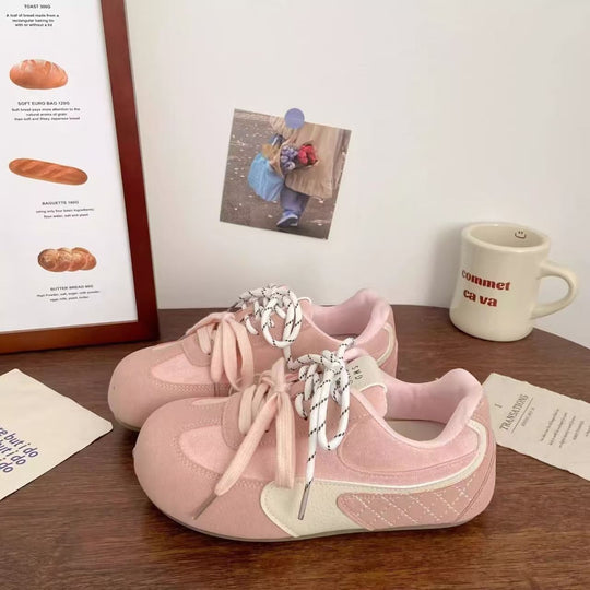Damen Moderne Sneaker aus hochwertigem Wildleder und atmungsaktivem Obermaterial EB