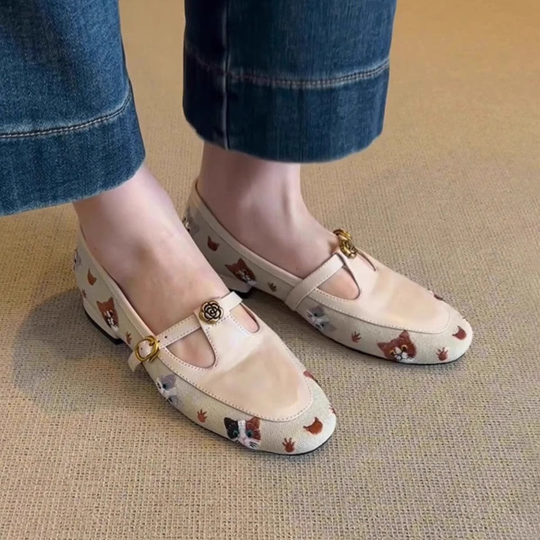 Damen Ballerina-Schuhe mit floralem Muster und dekorativem Riemchen EB